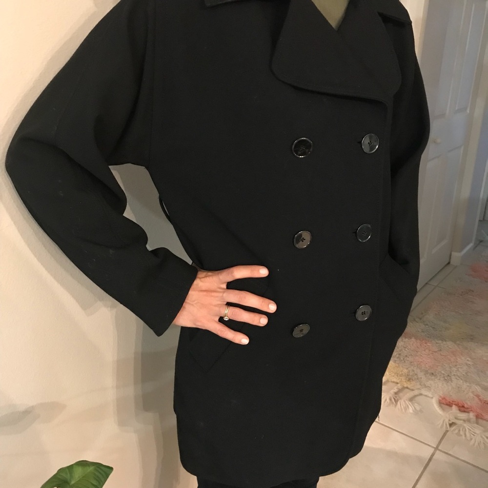 Dolce and Gabbana coat - Picture 5 of 13